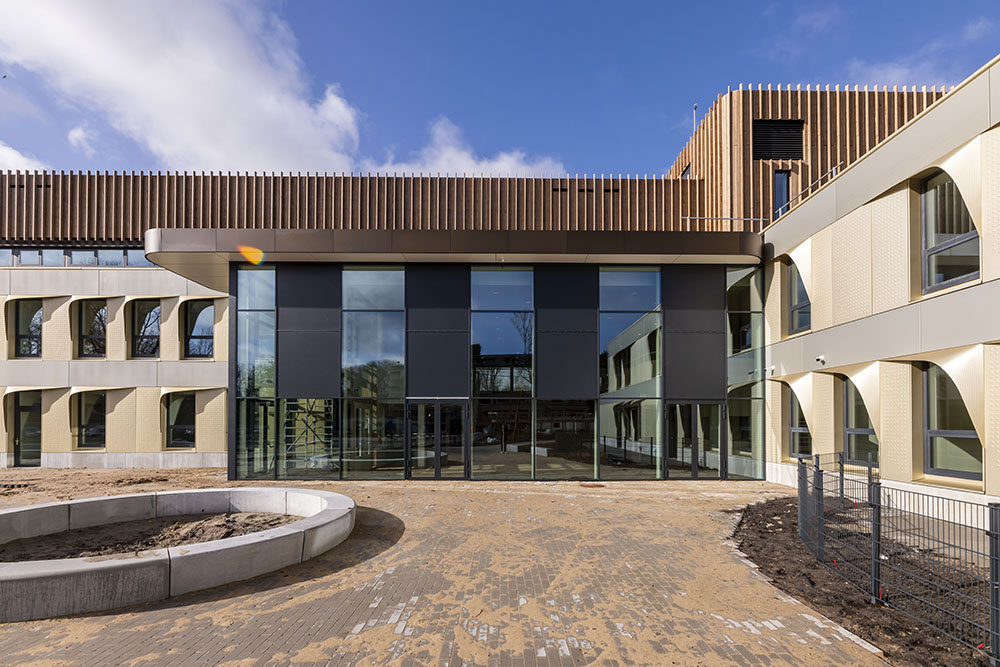 21 donker curtius den haag school spring architecten exterieur entree_bewerkt