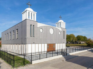 St. Anthanasius, Assen